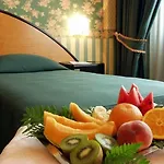 Giberti & Hotel