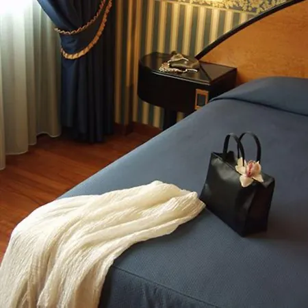 Giberti & Hotel 4*