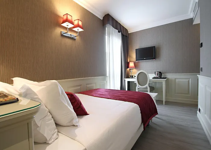 Otel Giberti & 4*