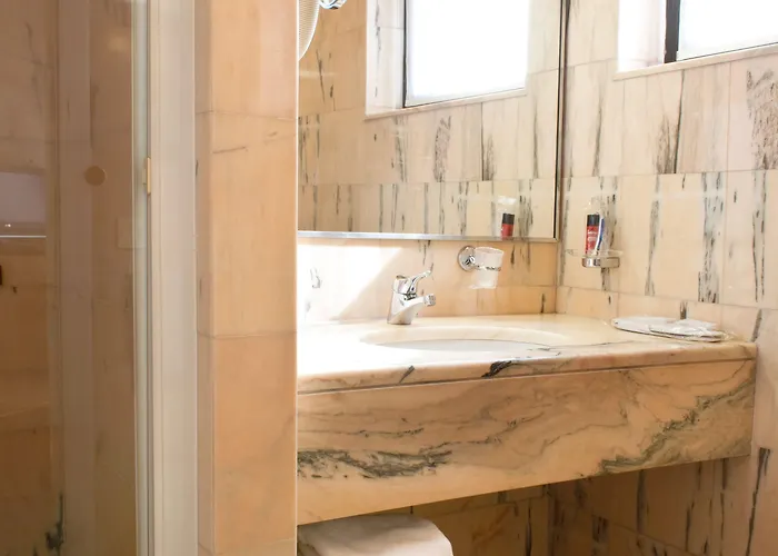 Giberti & Hotel Vérone